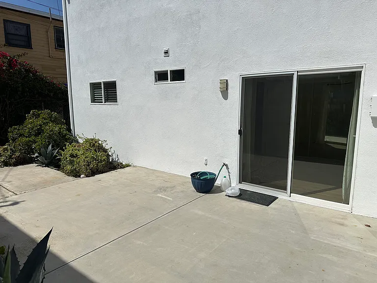 362 Rossmore Dr #DOWNSTAIRS — Photo 16