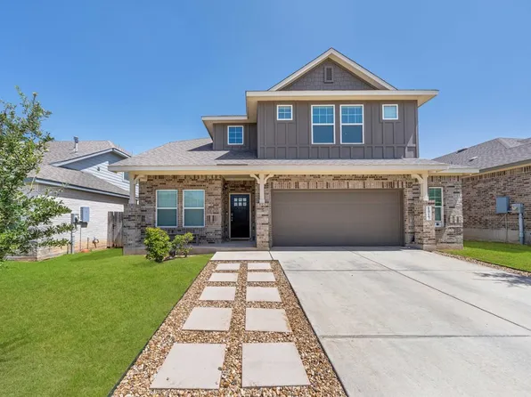 1017 Sixtree Dr, New Braunfels, TX 78130