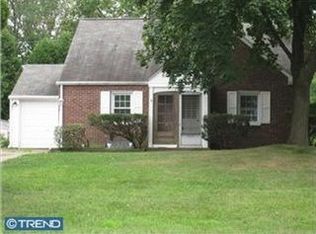 204 N Warminster Rd, Hatboro, PA 19040