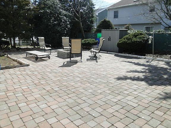 4th image of 13 Avon Pl