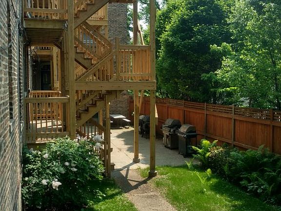 4th image of 3508 N Wolcott Ave #0