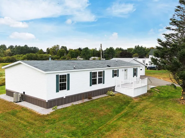 82 Wade Road, Augusta, ME 04330