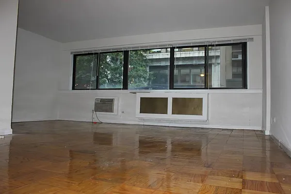 Rented by Town Residential | media 15