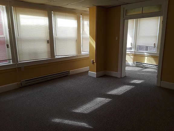 4th image of 25 W Franklin St #3