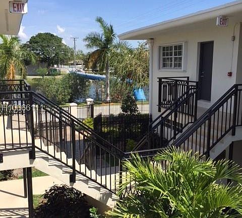 3rd image of 1780 S Glades Dr APT 9