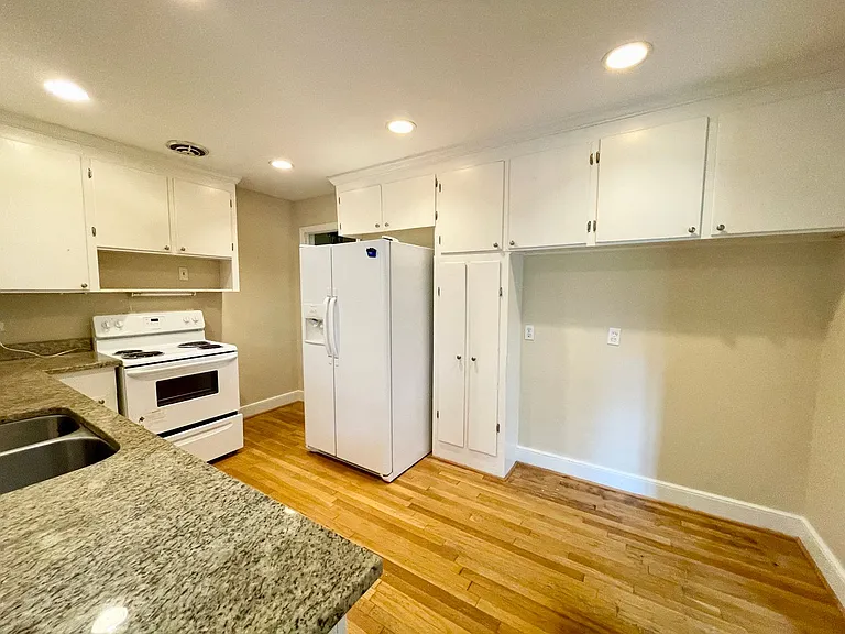 5906 Pine Valley Rd — Photo 9