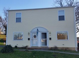 105 W Augusta Ave, Vinton, VA 24179