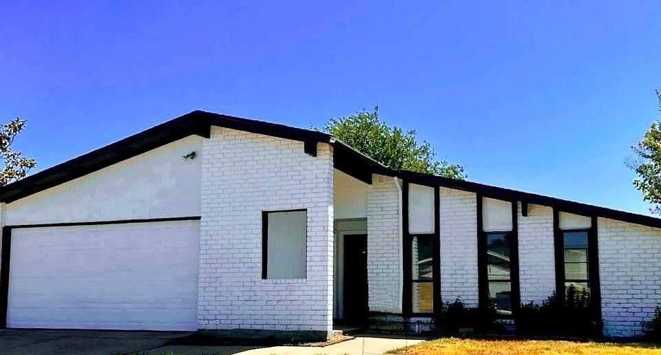 1st image of 7316 Catbrier Ct