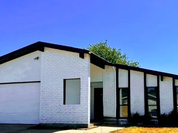 7316 Catbrier Ct, Fort Worth, TX 76137