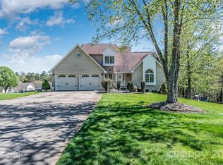 43 Grandview St, Granite Falls, NC 28630