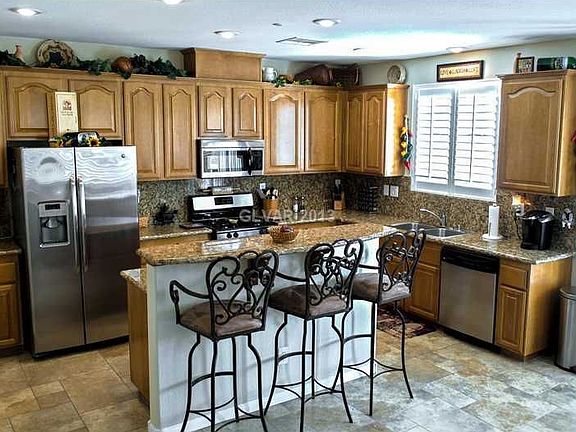 3rd image of 7215 Moonraker Ave Unit 115