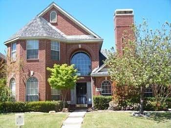 1st image of 916 Parker Dr