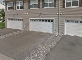 10761 Hillvale Ave N, Saint Paul, MN 55128