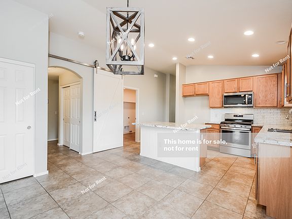 2nd image of 9724 N Saguaro Breeze Way