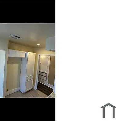 1233 W 41st St — Photo 8