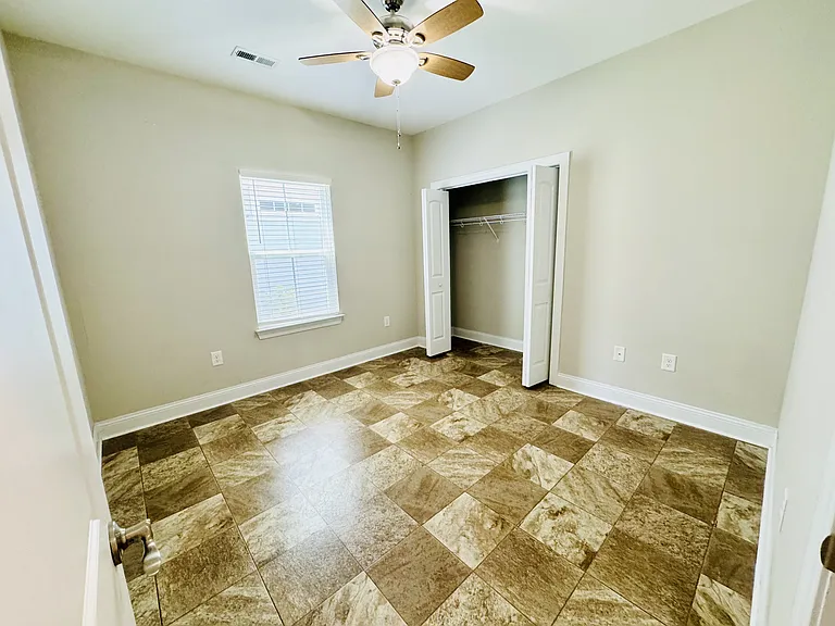1501 Ferney Dr — Photo 14