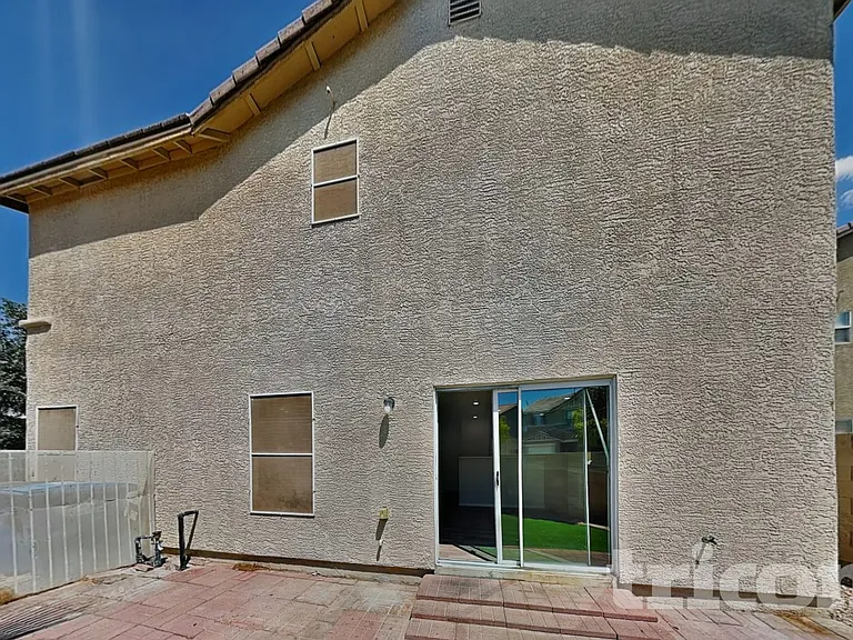 5969 Red Raspberry Ct — Photo 17