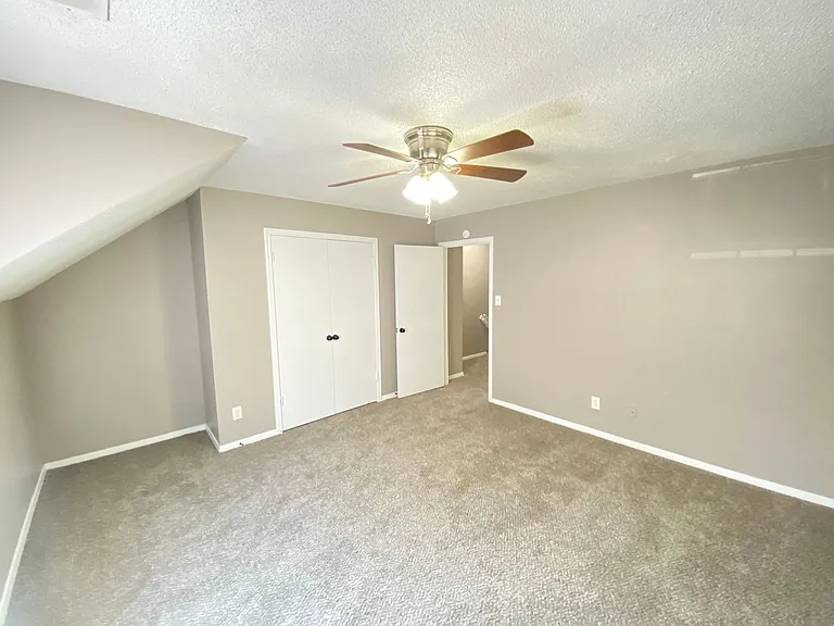 5109 Wyndance Dr — Photo 2