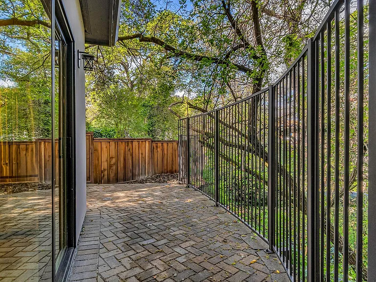 1229 Lincoln Ave #101 — Photo 21