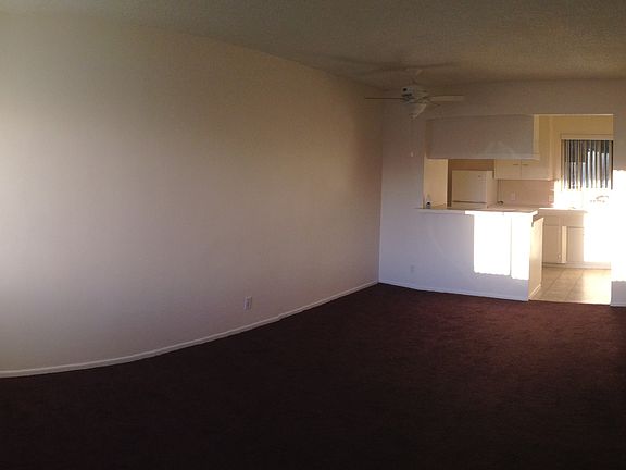 3rd image of 1933 E Chevy Chase Dr APT E