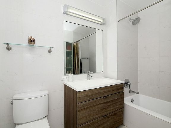 4th image of 23 W 116th St APT 6F