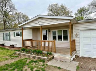 160 Beach Rd, Meredosia, IL 62665