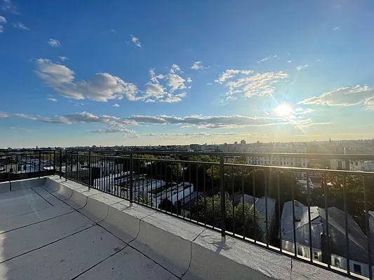 Rented by ERNY LLC | media 6