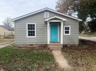 801 E Locust Ave, Enid, OK 73701