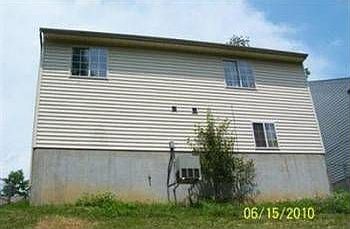 2nd image of 4004 Woodchase Dr