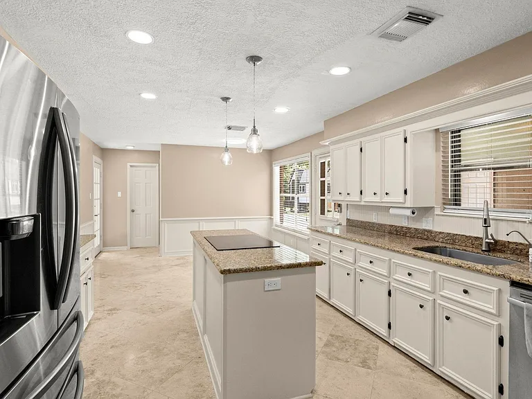 17627 Macrantha Dr — Photo 15