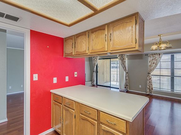 5th image of 8214 N 21st Dr #A103