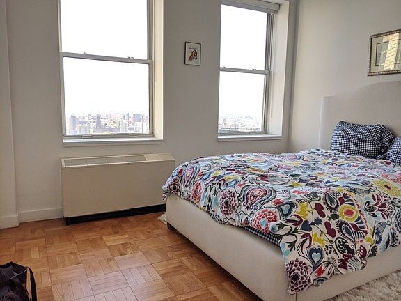3rd image of 20 Exchange Pl APT 5001