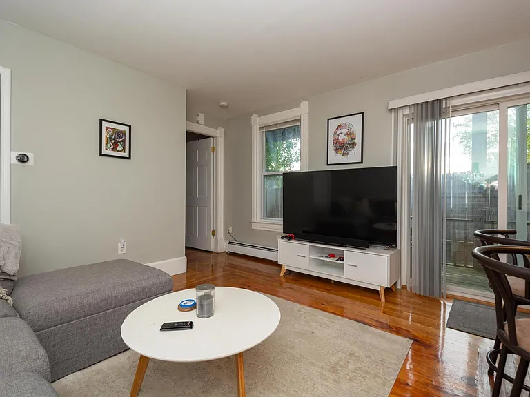 47 Shaw St #B — Photo 7