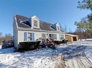 995 Stony Point Rd, Castleton, NY 12033