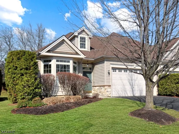 559 Edward St, Lopatcong Twp., NJ 08865