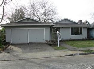 557 Drake Dr, Santa Rosa, CA 95409