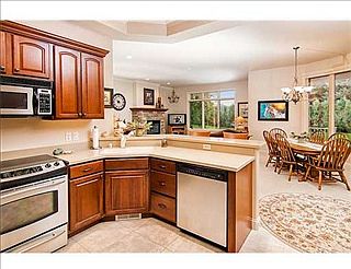 4th image of 3683 Spalding Ave