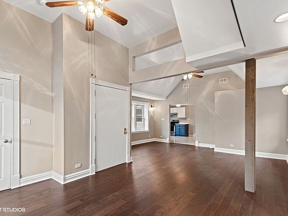 5th image of 4017 N Kildare Ave #2