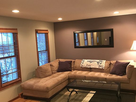 3rd image of 520 Stone Valley Dr