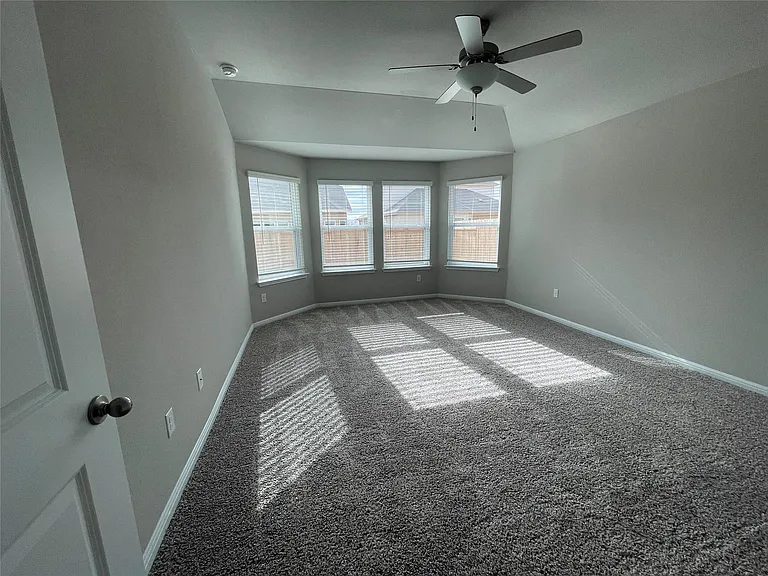 404 Grasslands Trl — Photo 18
