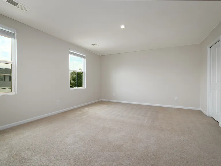 320 Maplestead Farms Ct — Photo 7
