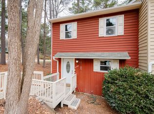 5758 Three Oaks Dr, Raleigh, NC 27612