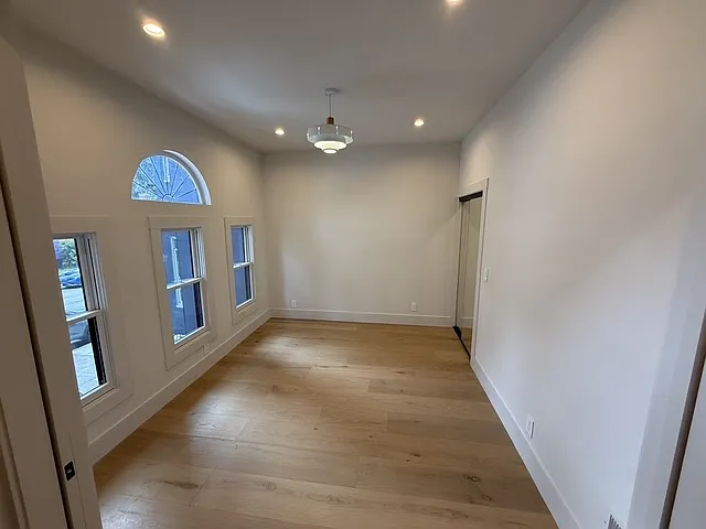 1524 Waller St — Photo 3
