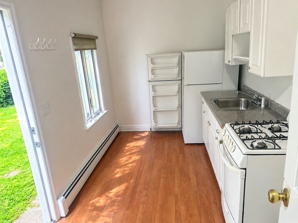 48 Rosemont Ave