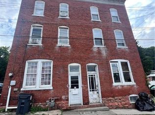 9-11 N 7th St, Pottsville, PA 17901
