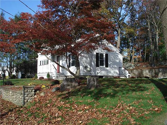 3rd image of 45 Glendale Dr