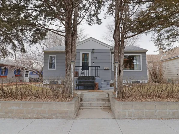 1115 2nd St NE, Devils Lake, ND 58301