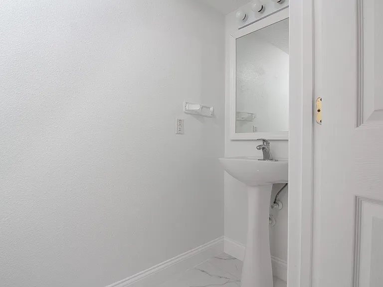 2301 El Marra Dr — Photo 7