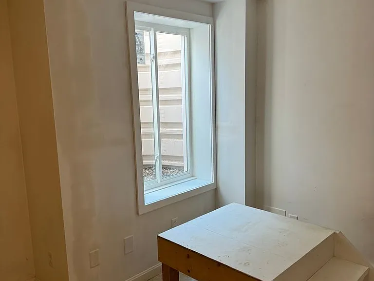 1 Salem Pl — Photo 17