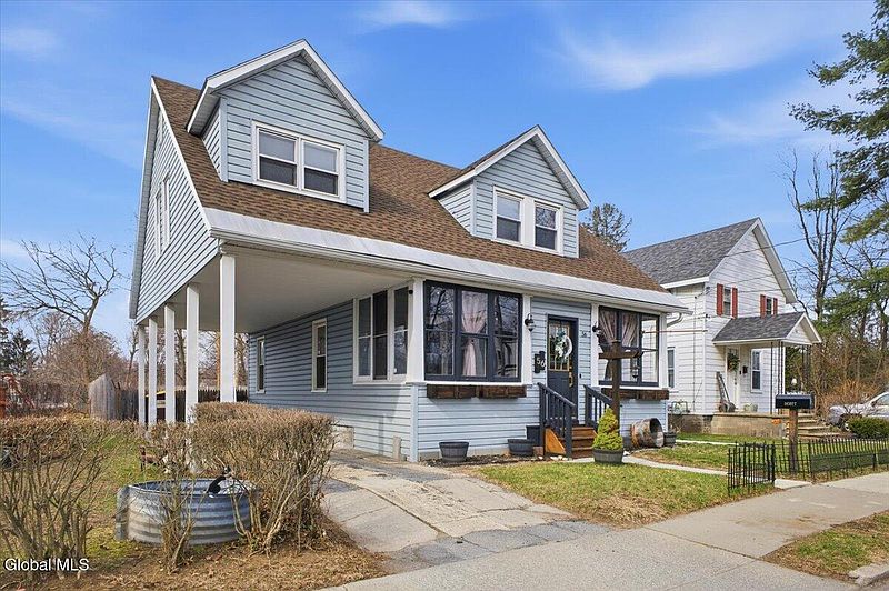 3rd image of 56 Baldwin Avenue